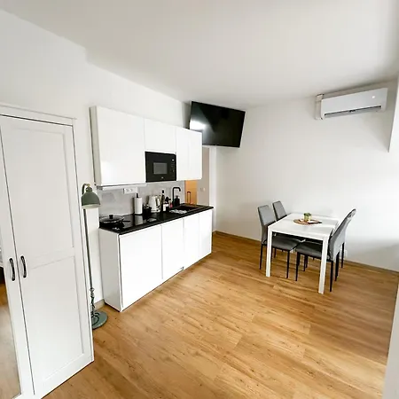 Krakovka 4* Praga