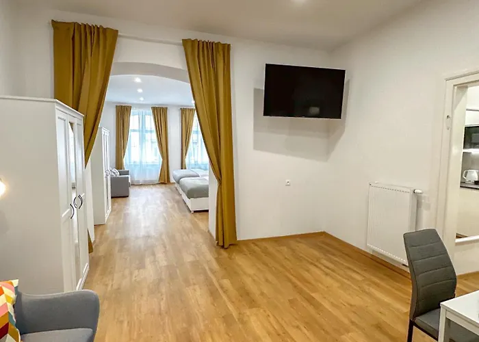 Krakovka 4*